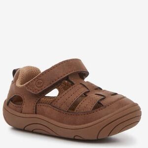 Stride Rite 360 Amos 3.0 Fisherman Sandals. Brown, Size 6m - For Toddlers.